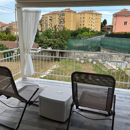 Il Gattino Di Porto - Apt 6 - Monolocale Terrazzo Piscina Imperia Exterior foto