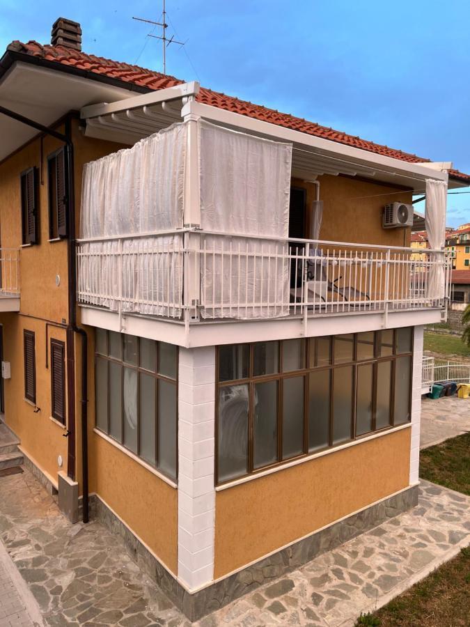 Il Gattino Di Porto - Apt 6 - Monolocale Terrazzo Piscina Imperia Exterior foto